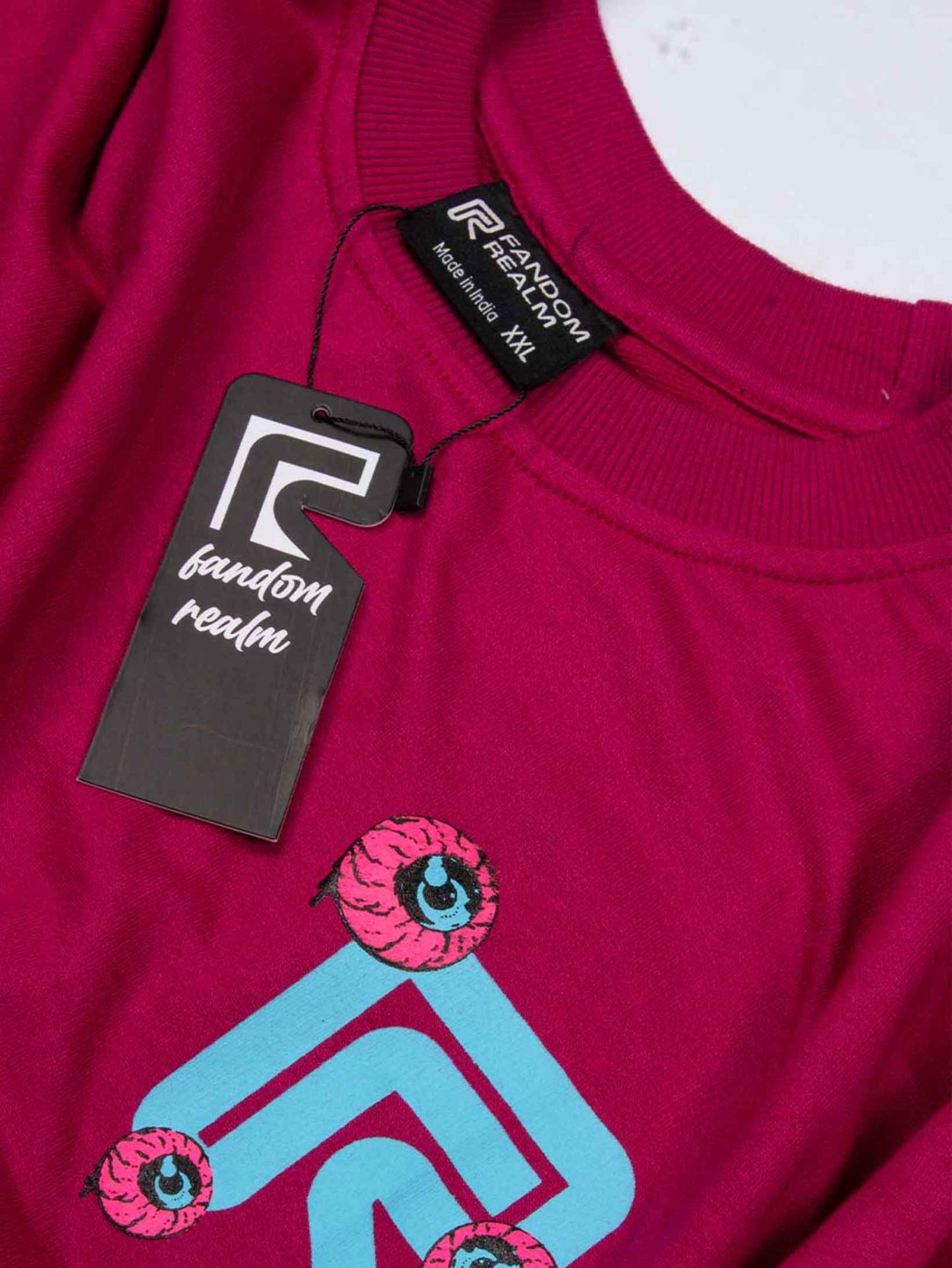 ALL EYES ON ME T - SHIRT - STICK IT UP