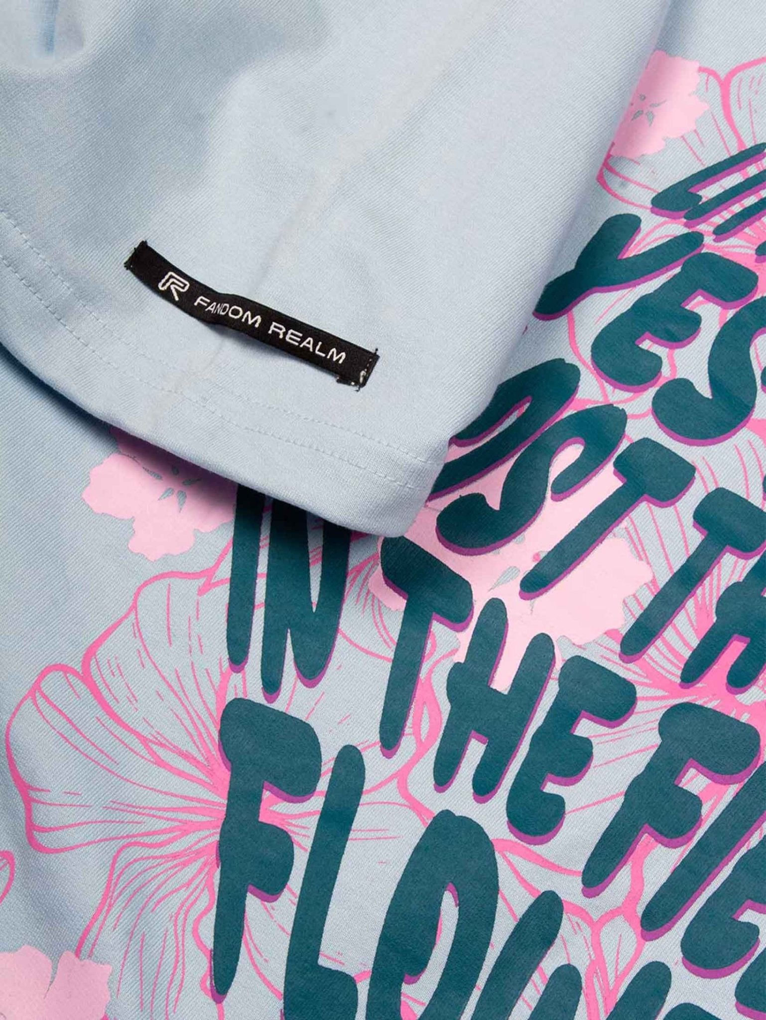 FIELD OF FLOWERS T-SHIRT - Premium oversized clothing by STICK IT UP