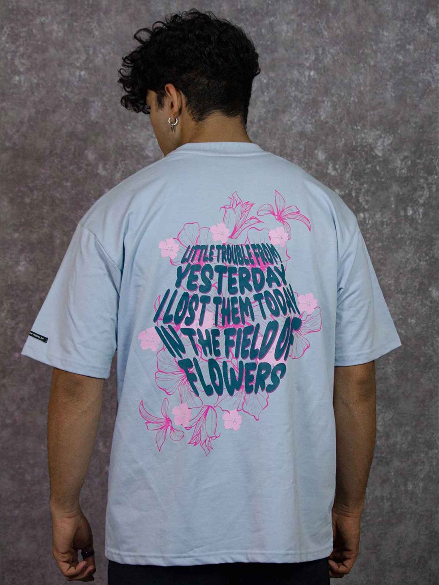 FIELD OF FLOWERS T-SHIRT - Premium oversized clothing by STICK IT UP