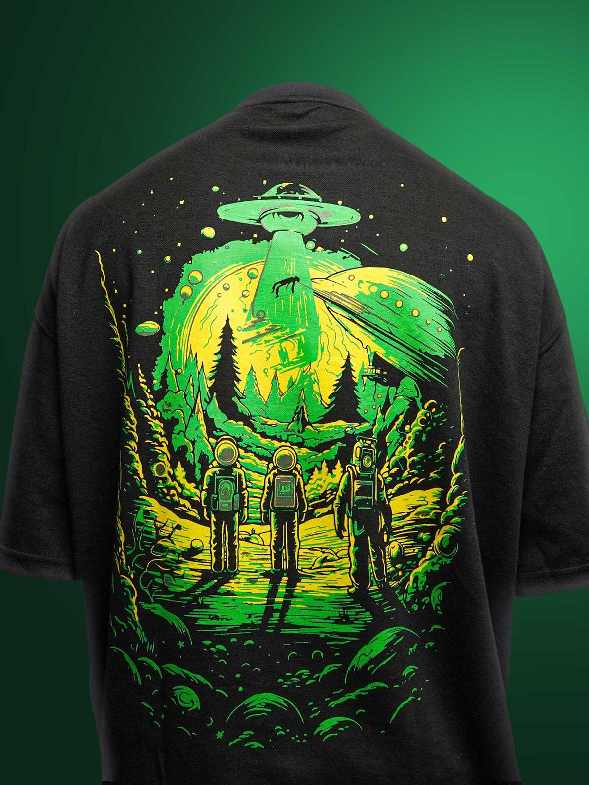 Buy SECRET INVASION OVERSIZED T-SHIRT Online | Premium Waterproof