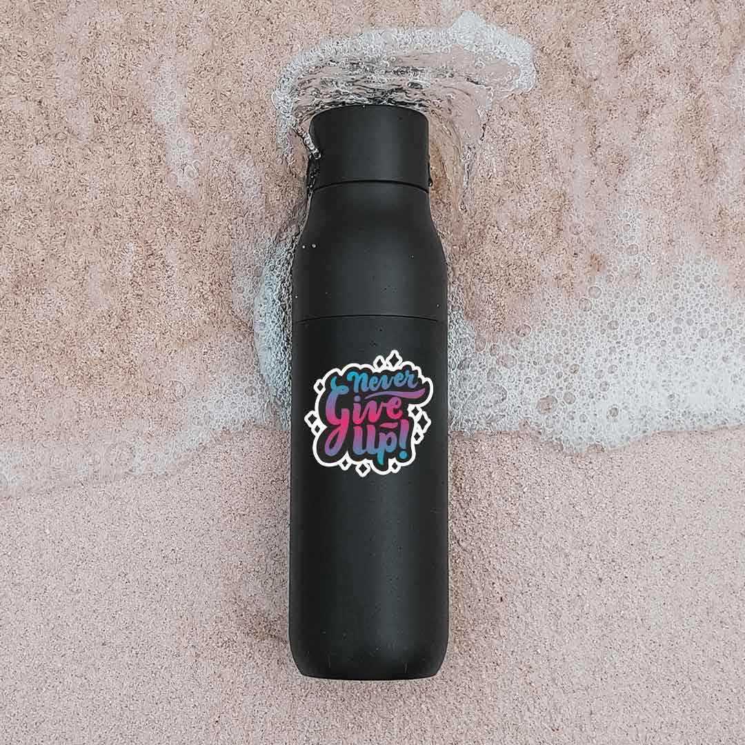 Never give up Sticker - STICK IT UP